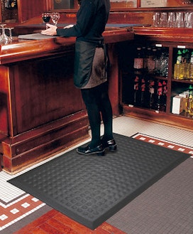Comfort Premier in use bar food service web size